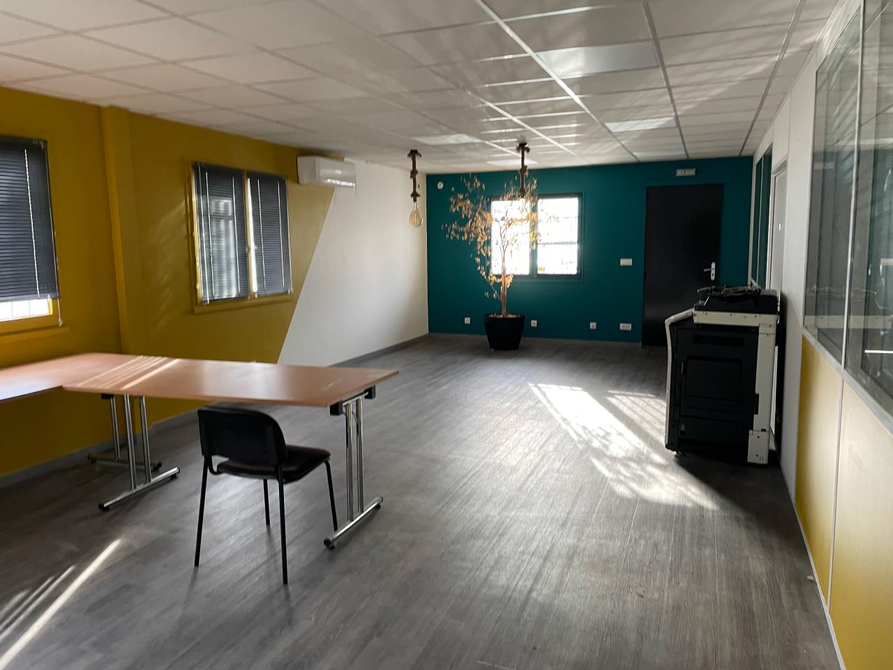 Local d'activité Gières 510m² Location local d'activité Gières Isère OLACT2427958 1